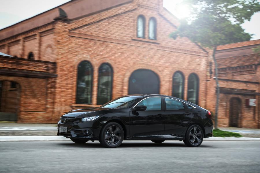  Honda Civic Sport Sedan (FC) 2016 года  (LA) (фото 10 из 26)